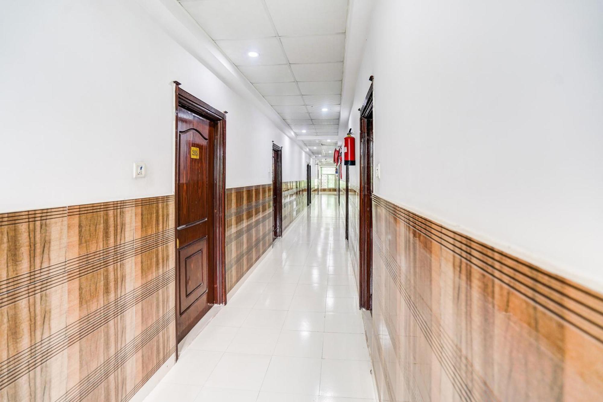 Super Hotel O Sgpgi Bijnaur エクステリア 写真